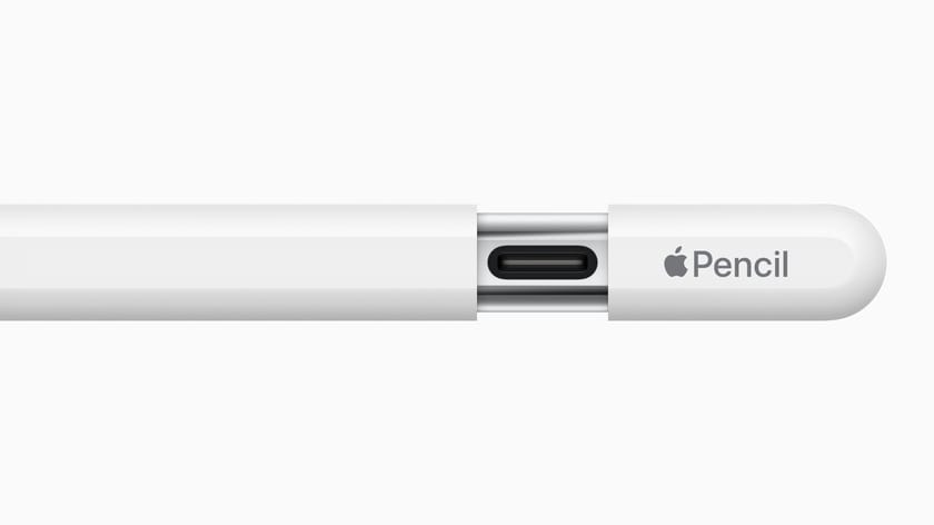 Apple Pencil pour l'édition détaillée de scènes.